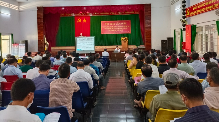 Huyện Ea H’leo tổ chức Hội nghị tập huấn thu thập, lưu trữ tổng hợp thông tin thị trường lao động năm 2022